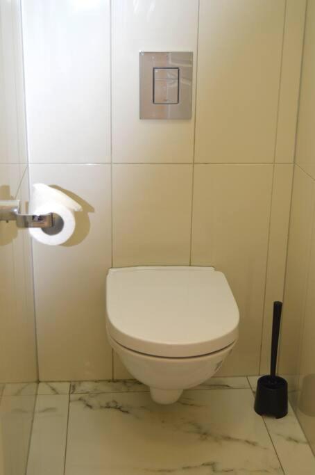 Spacious Old Town Family Peachy 2 Bedrooms Apartment, Nearby The Riga Presidential Castle Eksteriør billede